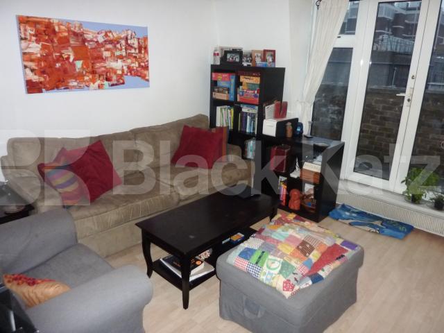 			NEW INSTRUCTION, 2 Bedroom, 1 bath, 1 reception Flat			 Coburg Street, EUSTON / CAMDEN